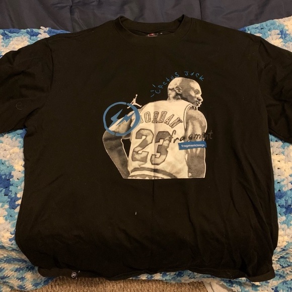 Travis’s Scott x Jordan Tee - Picture 2 of 4